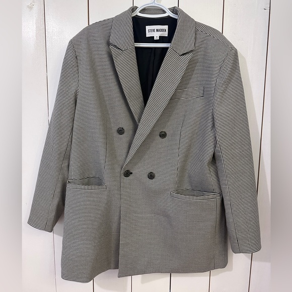 Oversized Steve Madden Blazer - Picture 1 of 3